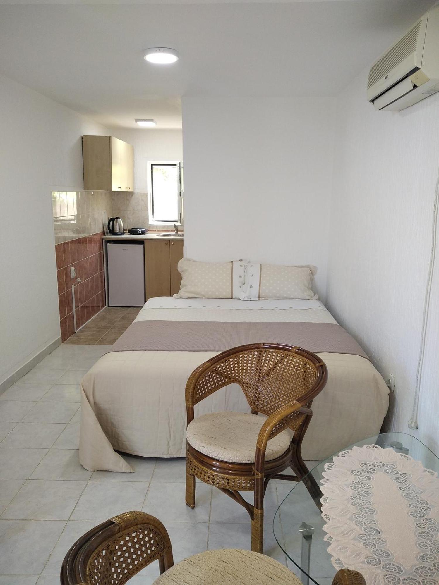 Aparttoni Dobrá Voda Exterior foto