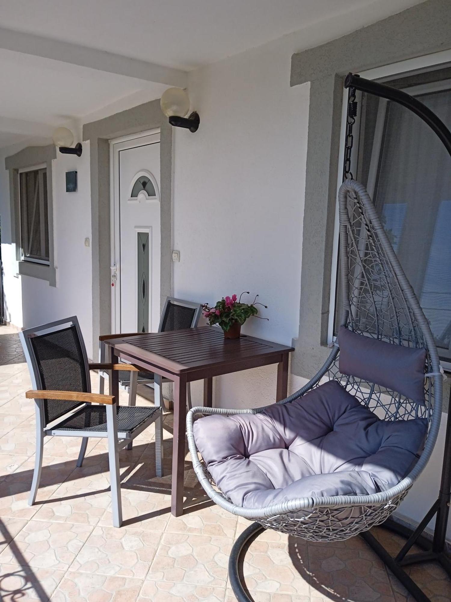 Aparttoni Dobrá Voda Exterior foto